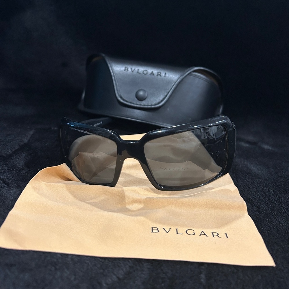 BVLGARI Black Sunglasses with Protective Case